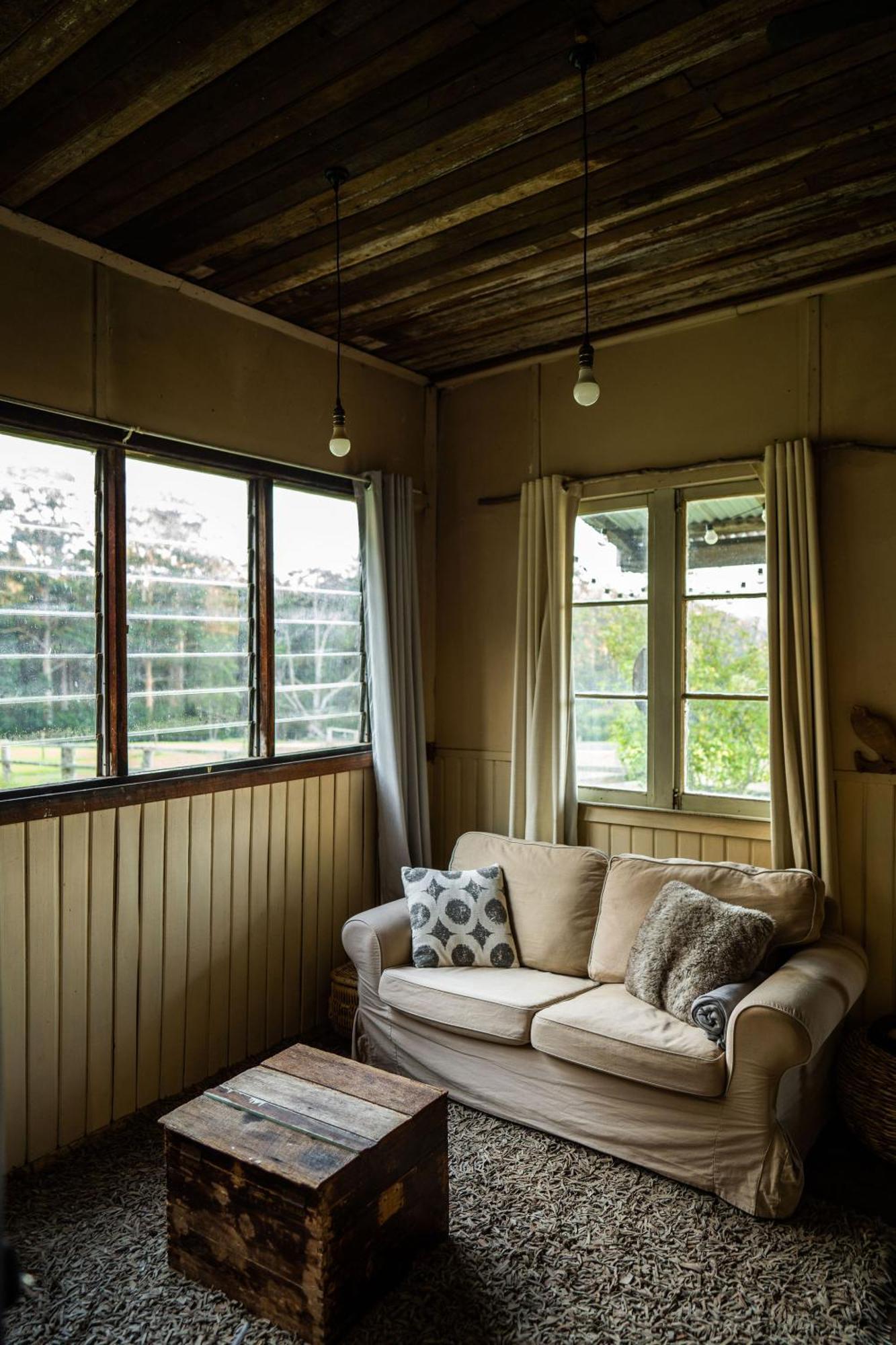 Cosy Farmstay: Green Cabin At Whispering Woods Beedelup Εξωτερικό φωτογραφία