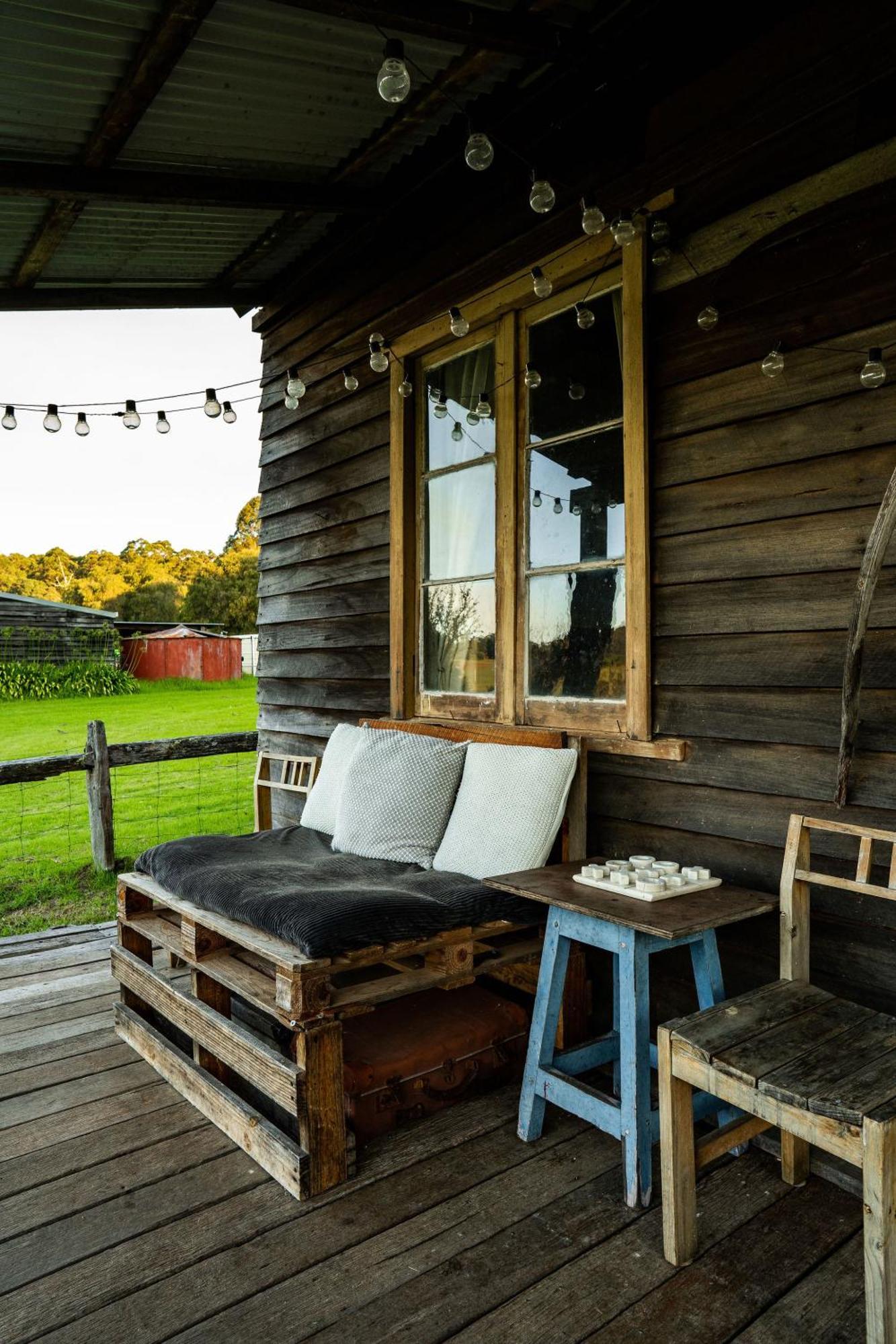 Cosy Farmstay: Green Cabin At Whispering Woods Beedelup Εξωτερικό φωτογραφία